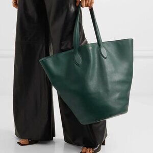 KHAITE Osa Circle Tote. Retail $2k. New with tags